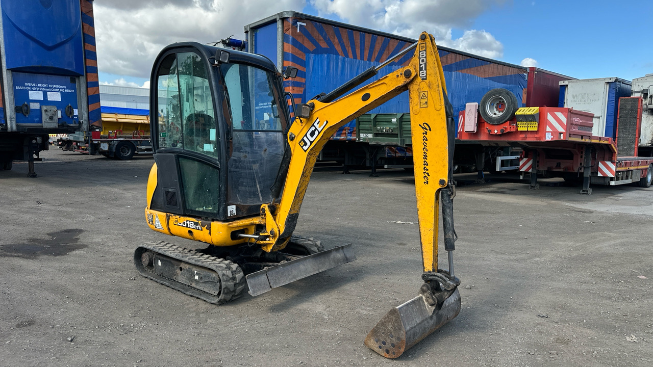 JCB 8018 CTS GRAVEMASTER - Mini bager: slika 1 JCB 8018 CTS GRAVEMASTER - Mini bager: slika 1