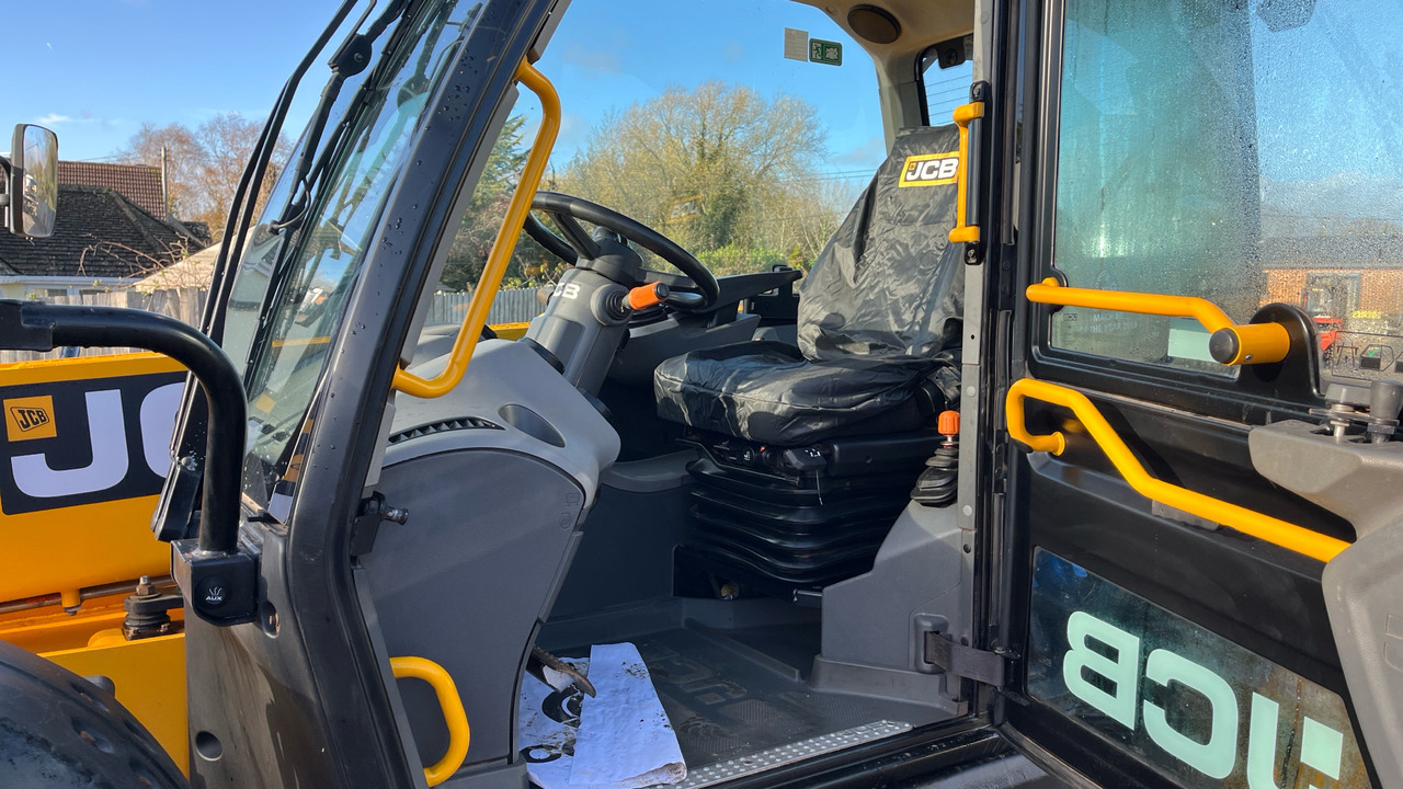 JCB LOADALL 542-70 AGRIXTRA - Teleskopski upravljač: slika 5 JCB LOADALL 542-70 AGRIXTRA - Teleskopski upravljač: slika 5