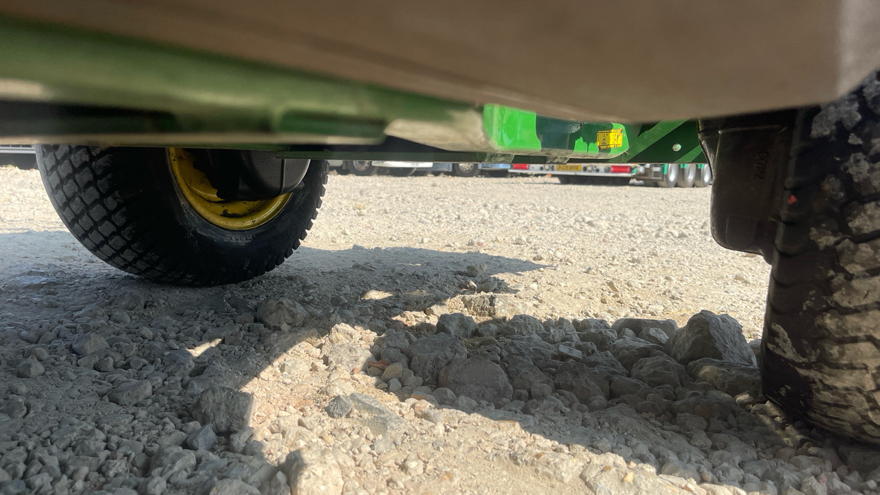 Baštenska kosačica JOHN DEERE F1400: slika 12