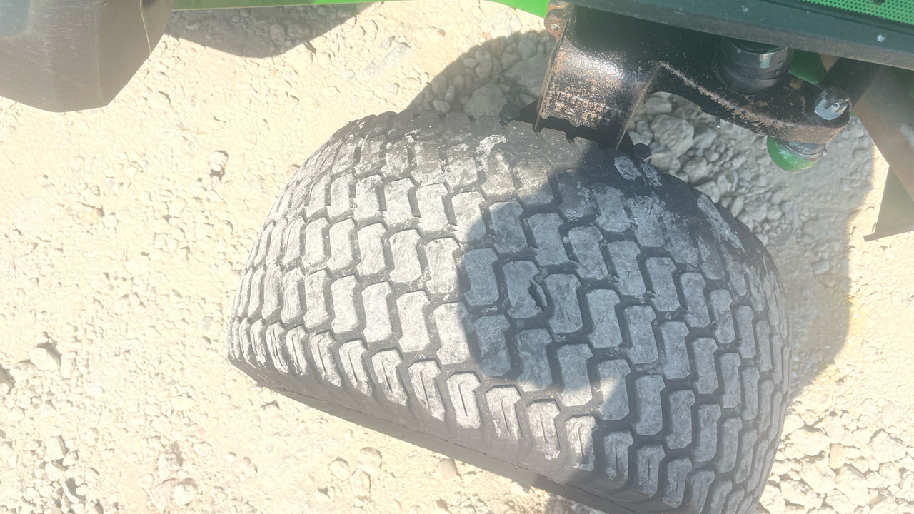 Baštenska kosačica JOHN DEERE F1400: slika 16