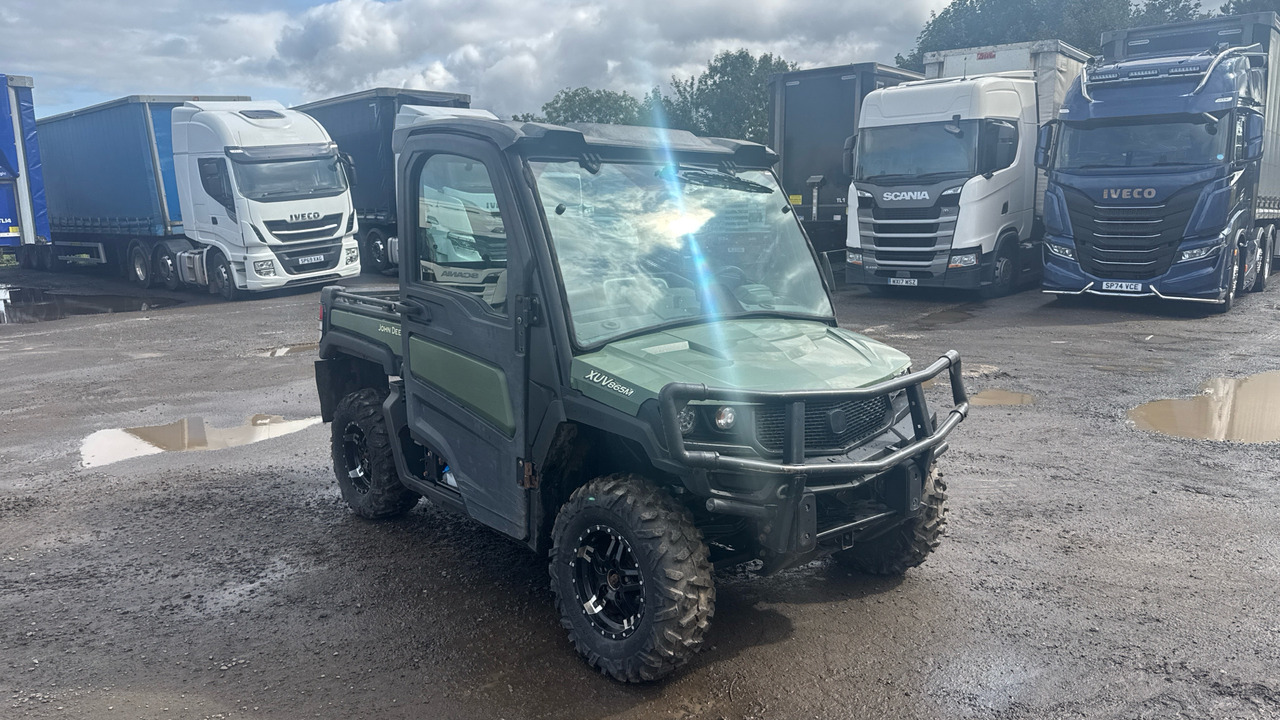 JOHN DEERE GATOR XUV865M - Traktor: slika 1 JOHN DEERE GATOR XUV865M - Traktor: slika 1