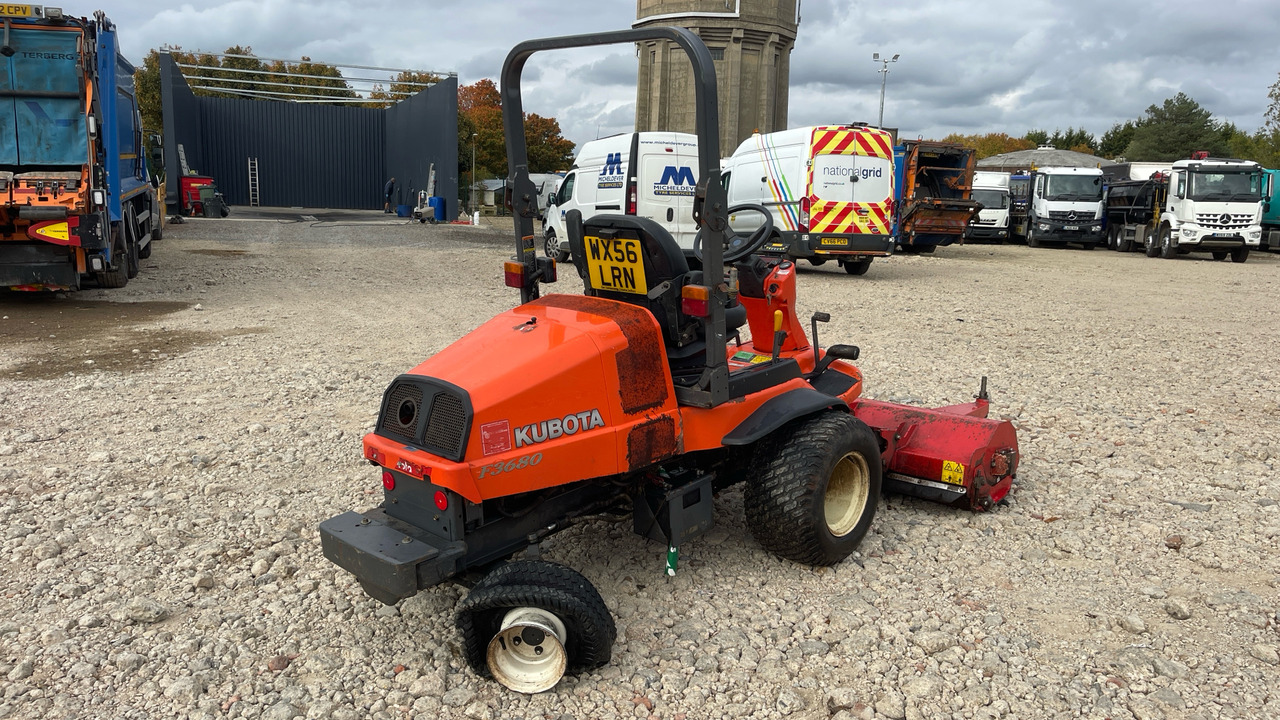 KUBOTA F3680 - Baštenska kosačica: slika 4 KUBOTA F3680 - Baštenska kosačica: slika 4