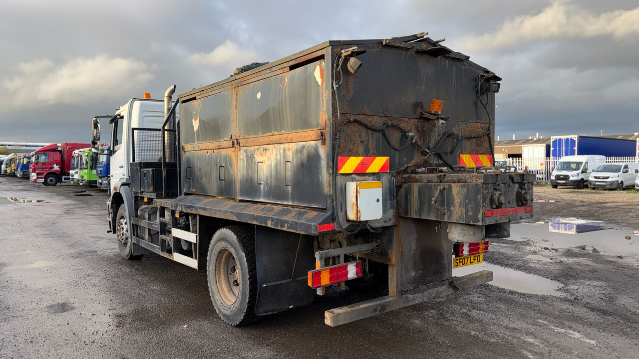 MERCEDES-BENZ AXOR 1824 - Mašina za asfalt: slika 3 MERCEDES-BENZ AXOR 1824 - Mašina za asfalt: slika 3