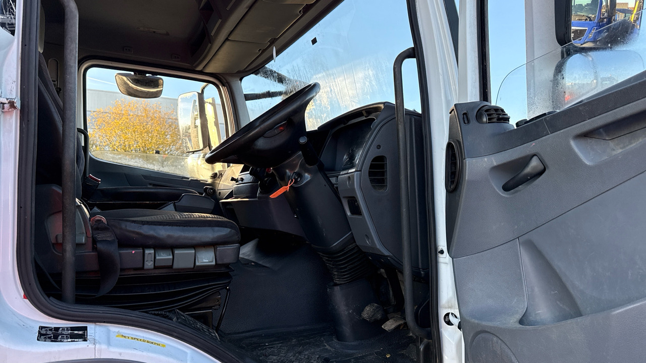 MERCEDES-BENZ AXOR - Kamion sa tovarnim sandukom: slika 5 MERCEDES-BENZ AXOR - Kamion sa tovarnim sandukom: slika 5