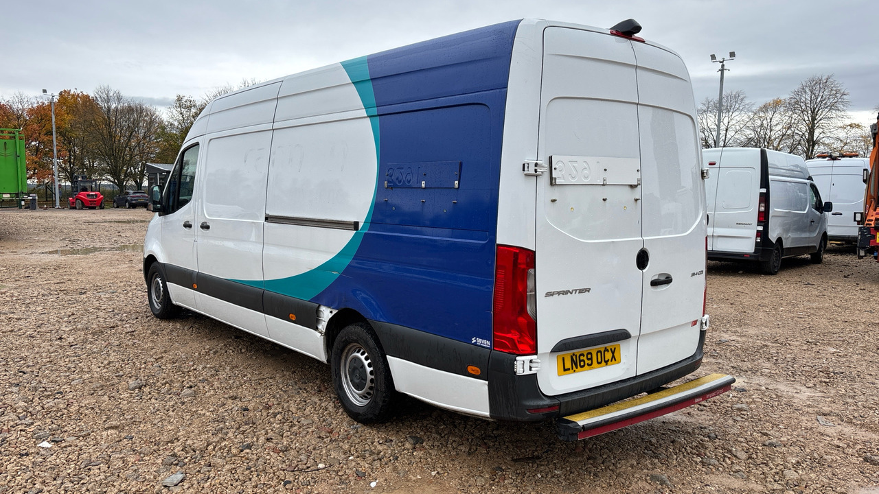 MERCEDES-BENZ SPRINTER 314 CDI - Furgon: slika 3 MERCEDES-BENZ SPRINTER 314 CDI - Furgon: slika 3