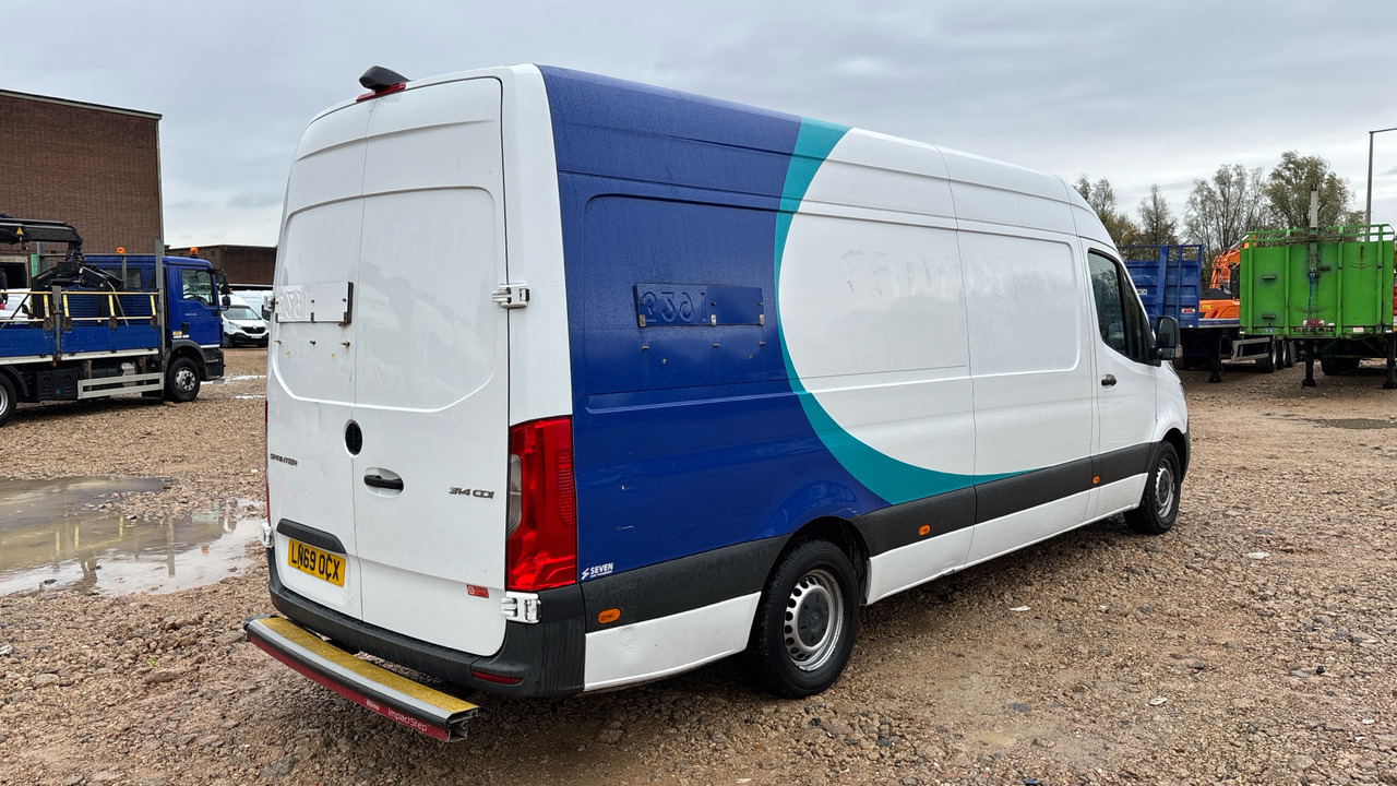 MERCEDES-BENZ SPRINTER 314 CDI - Furgon: slika 4 MERCEDES-BENZ SPRINTER 314 CDI - Furgon: slika 4