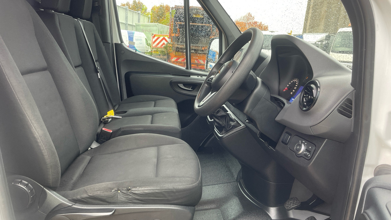 MERCEDES-BENZ SPRINTER 314 CDI - Furgon: slika 5 MERCEDES-BENZ SPRINTER 314 CDI - Furgon: slika 5