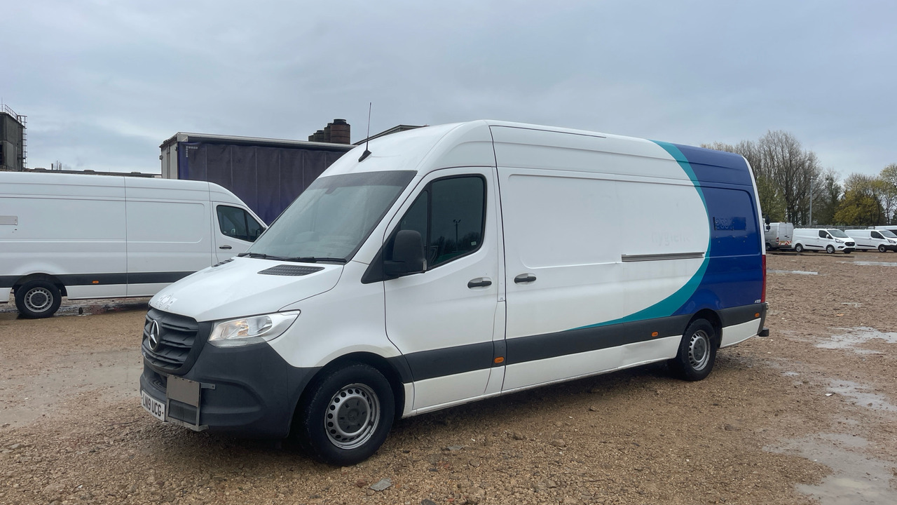 MERCEDES-BENZ SPRINTER 314 CDI - Furgon: slika 2 MERCEDES-BENZ SPRINTER 314 CDI - Furgon: slika 2