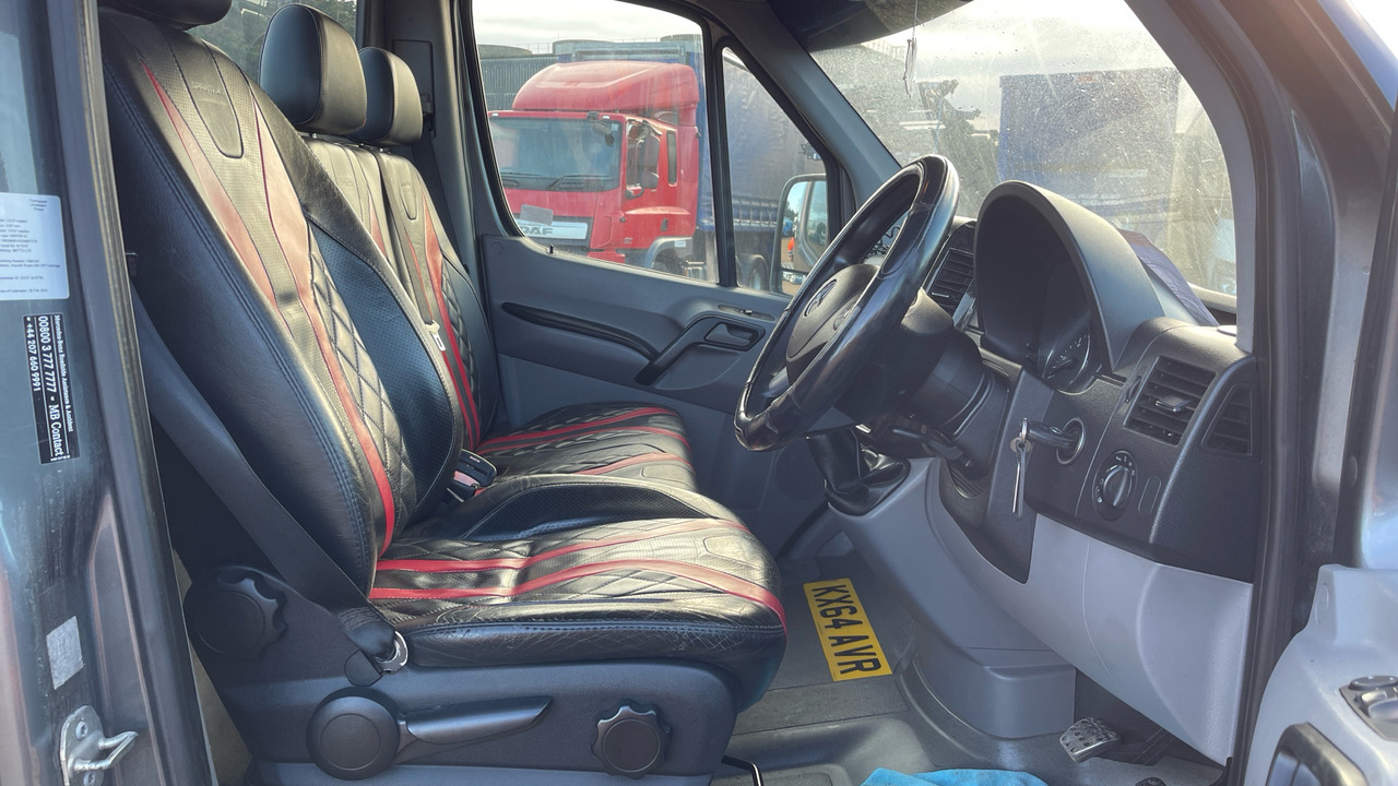 MERCEDES-BENZ SPRINTER 519 CDI - Kamion za prevoz automobila: slika 5 MERCEDES-BENZ SPRINTER 519 CDI - Kamion za prevoz automobila: slika 5