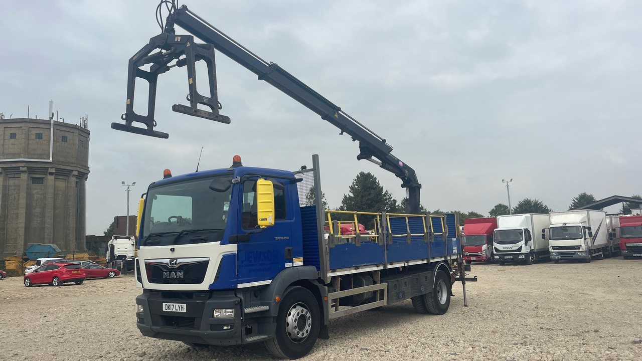 Man TGM 18.250 - Kamion sa tovarnim sandukom, Kamion sa dizalicom: slika 2 Man TGM 18.250 - Kamion sa tovarnim sandukom, Kamion sa dizalicom: slika 2
