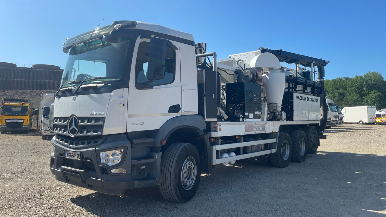 Mercedes-Benz Arocs 3243 - Vakuumska cisterna: slika 2 Mercedes-Benz Arocs 3243 - Vakuumska cisterna: slika 2