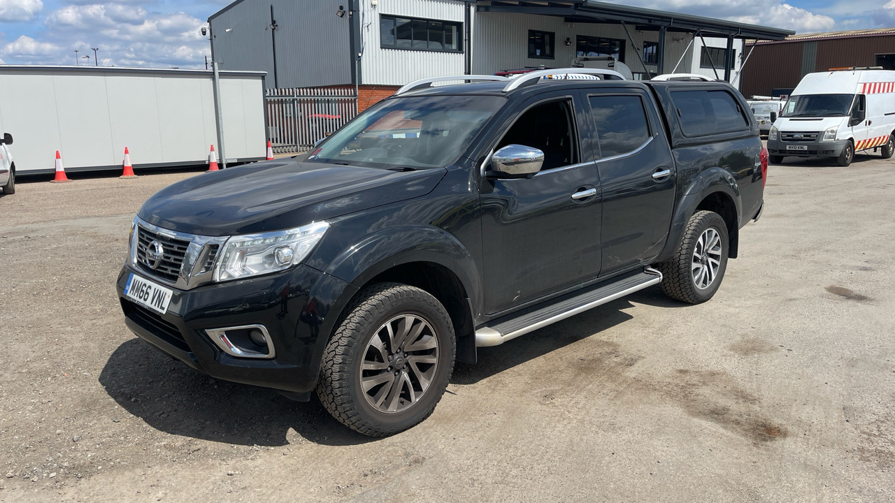 NISSAN NAVARA TEKNA 2.3 DCI 190PS - Pikap, Dostavno vozilo sa duplom kabinom: slika 2 NISSAN NAVARA TEKNA 2.3 DCI 190PS - Pikap, Dostavno vozilo sa duplom kabinom: slika 2