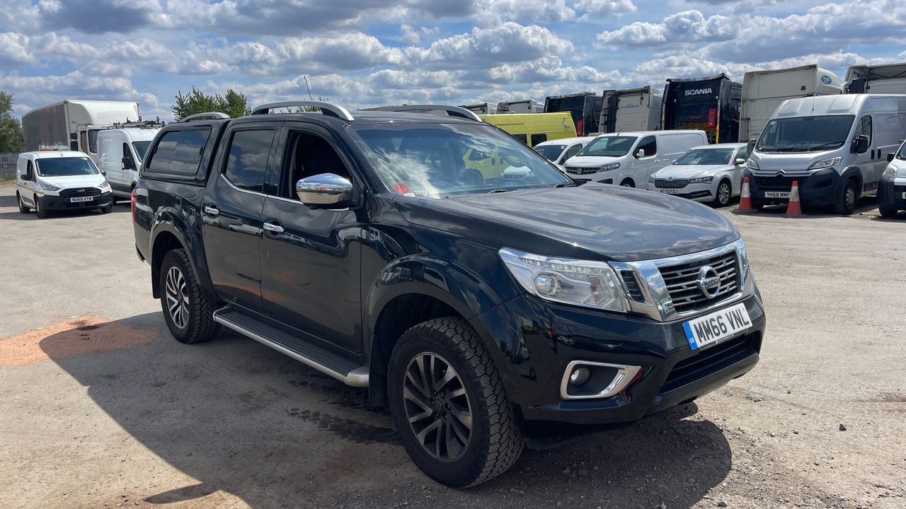 NISSAN NAVARA TEKNA 2.3 DCI 190PS - Pikap, Dostavno vozilo sa duplom kabinom: slika 1 NISSAN NAVARA TEKNA 2.3 DCI 190PS - Pikap, Dostavno vozilo sa duplom kabinom: slika 1