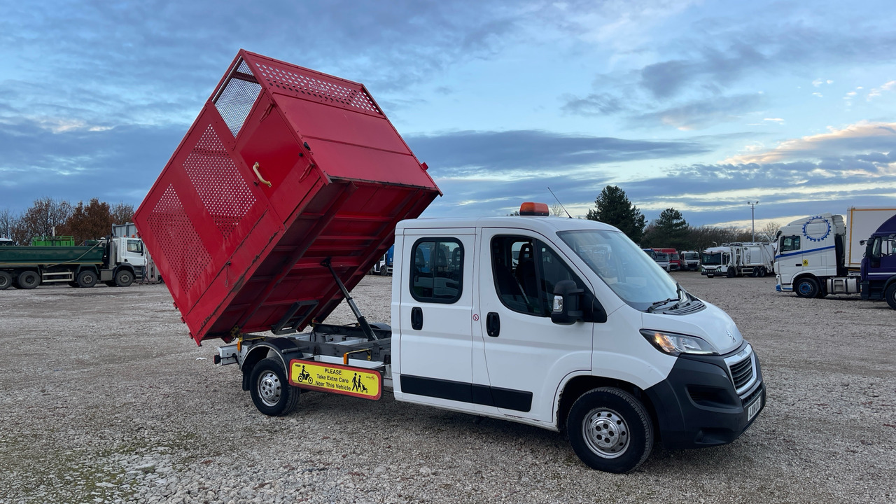 Dostavno vozilo istovarivač PEUGEOT BOXER 335 2.0 BLUE HDI 130PS: slika 14 Dostavno vozilo istovarivač PEUGEOT BOXER 335 2.0 BLUE HDI 130PS: slika 14