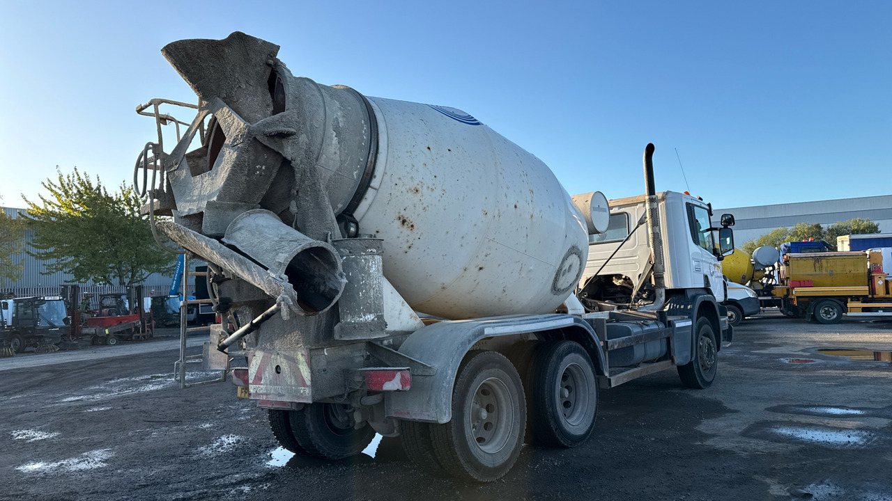 SCANIA P 280 - Mikser za beton: slika 4 SCANIA P 280 - Mikser za beton: slika 4