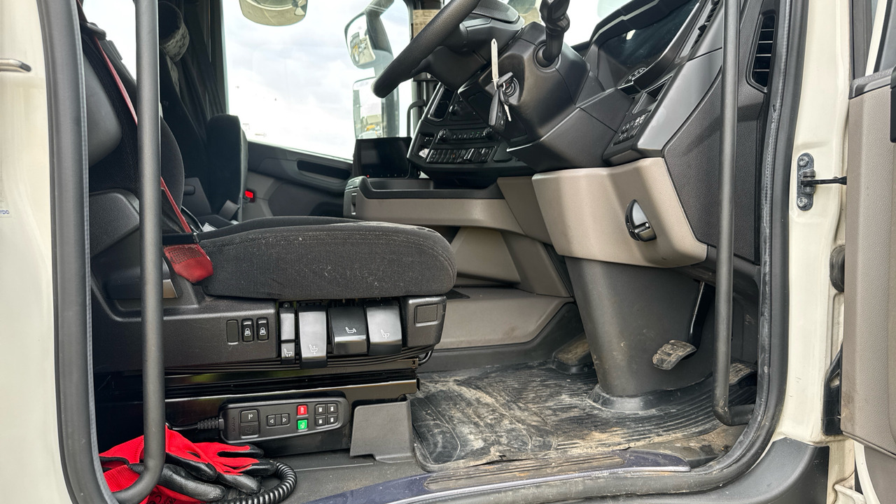 SCANIA R 410 - Vakuumska cisterna: slika 5 SCANIA R 410 - Vakuumska cisterna: slika 5