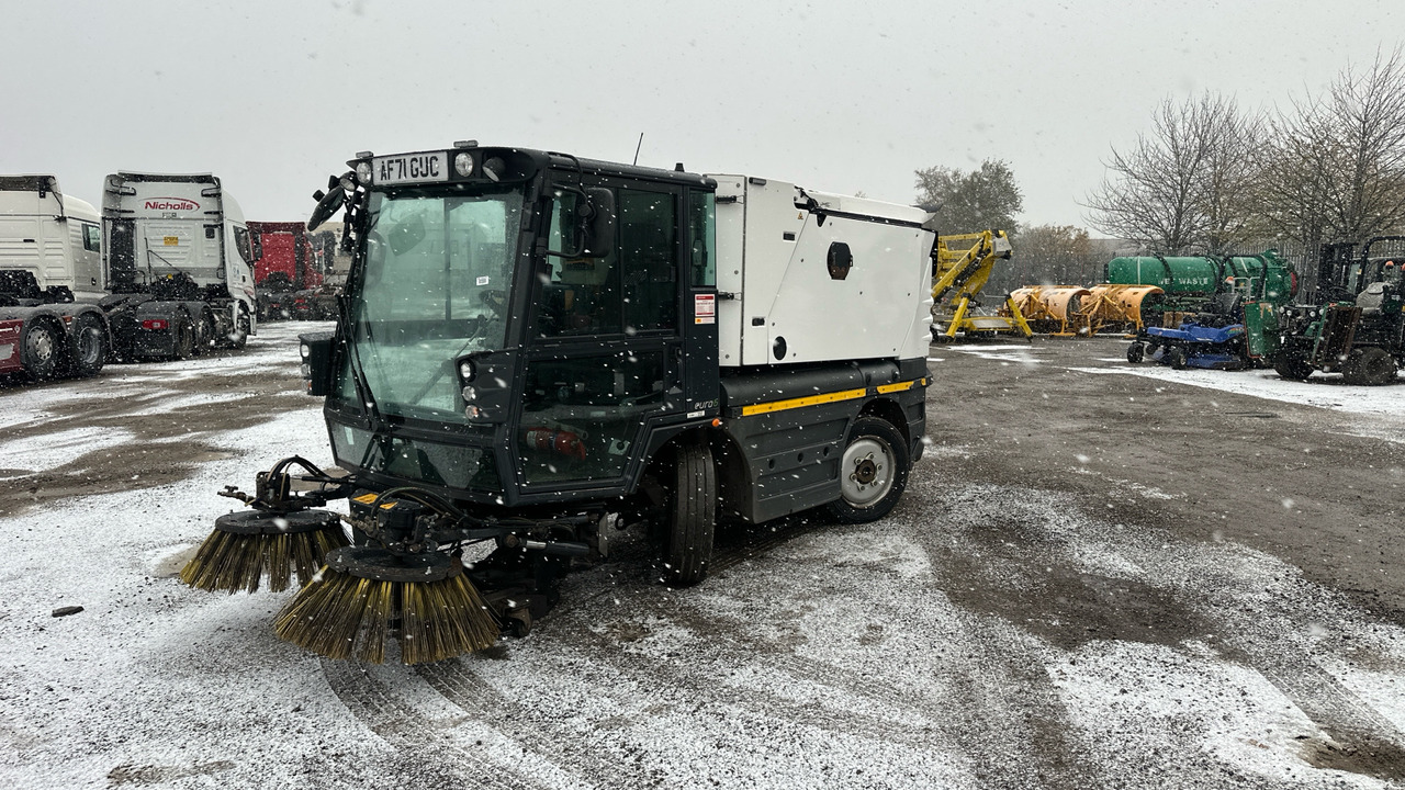 SCHMIDT SWINGO 200 - Autočistilica: slika 2 SCHMIDT SWINGO 200 - Autočistilica: slika 2