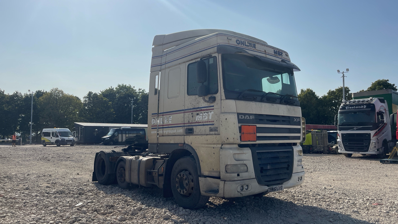DAF XF 105.460 - Tegljač: slika 2 DAF XF 105.460 - Tegljač: slika 2