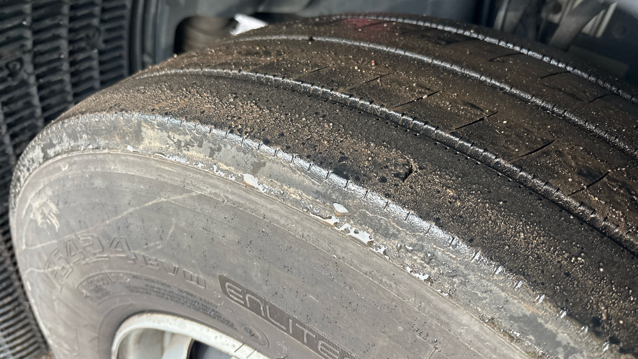 Tegljač DAF XF  530: slika 31