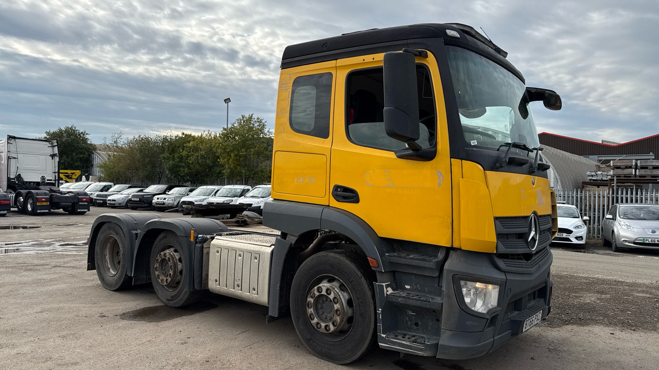 MERCEDES-BENZ ACTROS - Tegljač: slika 1 MERCEDES-BENZ ACTROS - Tegljač: slika 1