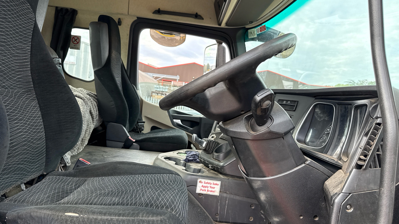 MERCEDES-BENZ ACTROS - Tegljač: slika 5 MERCEDES-BENZ ACTROS - Tegljač: slika 5