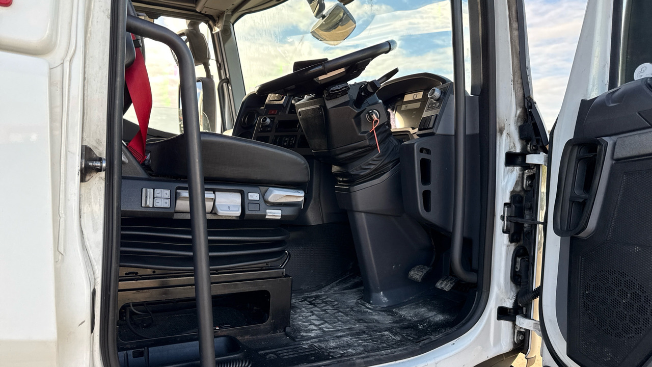 RENAULT T 460 - Tegljač: slika 5 RENAULT T 460 - Tegljač: slika 5