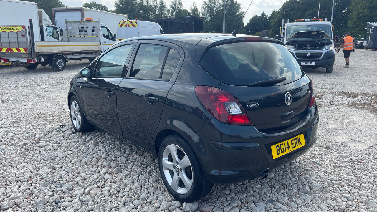 VAUXHALL CORSA 1.4 SXI - Hečbek: slika 3 VAUXHALL CORSA 1.4 SXI - Hečbek: slika 3