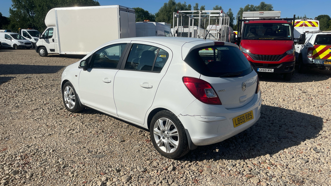 VAUXHALL CORSA 1.4I - Hečbek: slika 3 VAUXHALL CORSA 1.4I - Hečbek: slika 3
