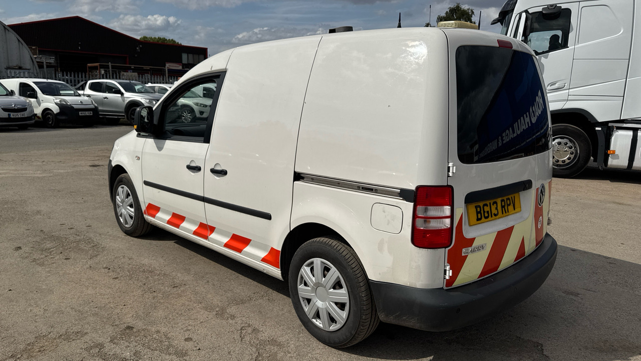 VOLKSWAGEN CADDY C20 1.6 TDI 102PS - Mali kombi: slika 3 VOLKSWAGEN CADDY C20 1.6 TDI 102PS - Mali kombi: slika 3