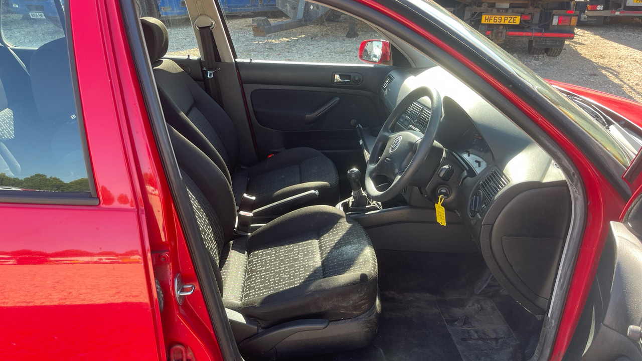 VOLKSWAGEN GOLF E - Hečbek: slika 5 VOLKSWAGEN GOLF E - Hečbek: slika 5
