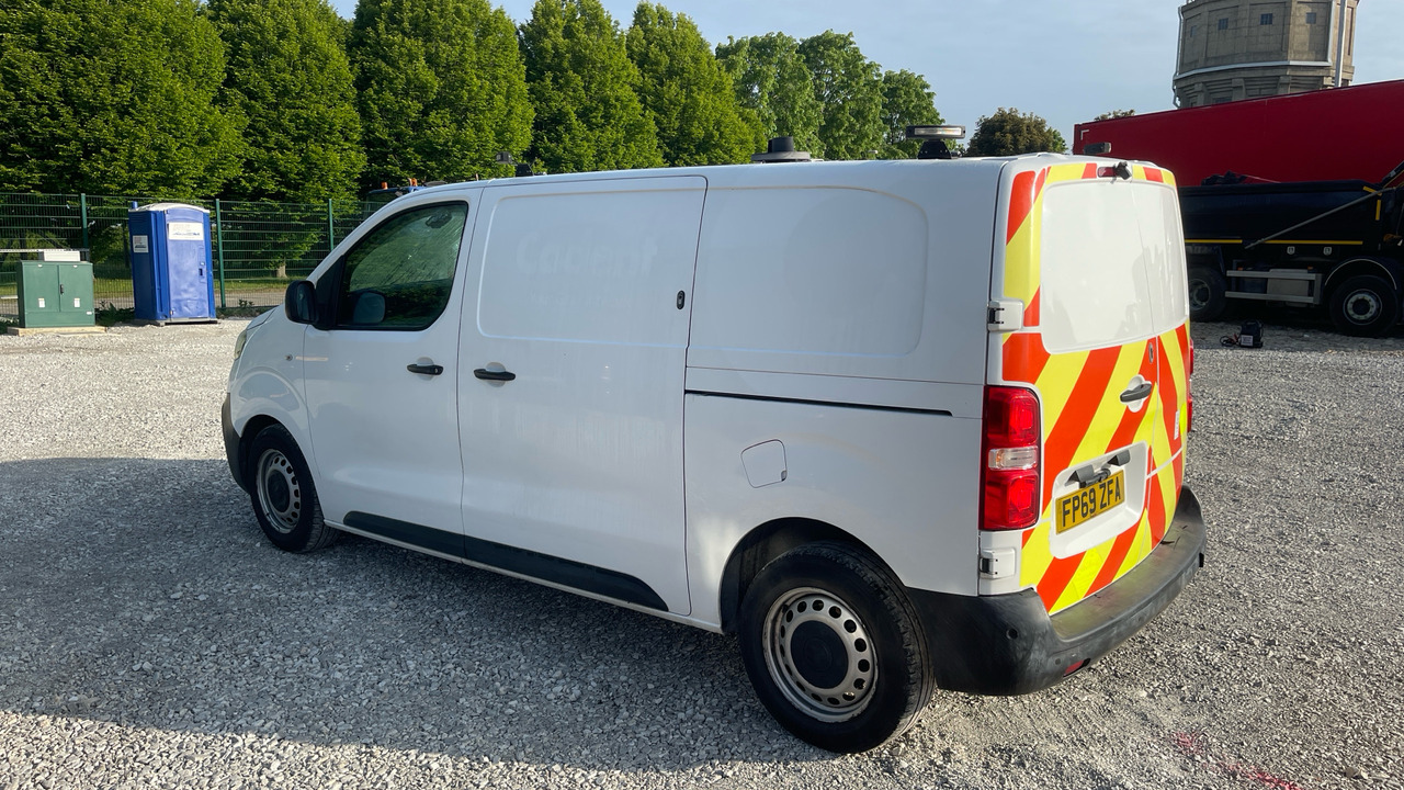 Vauxhall Vivaro 2900 1.5d 100PS Edition - Furgon: slika 3 Vauxhall Vivaro 2900 1.5d 100PS Edition - Furgon: slika 3