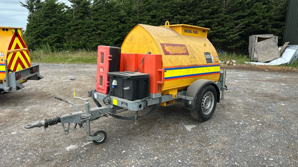 WESTERN FUEL BOWSER 210 - Građevinska oprema: slika 4 WESTERN FUEL BOWSER 210 - Građevinska oprema: slika 4