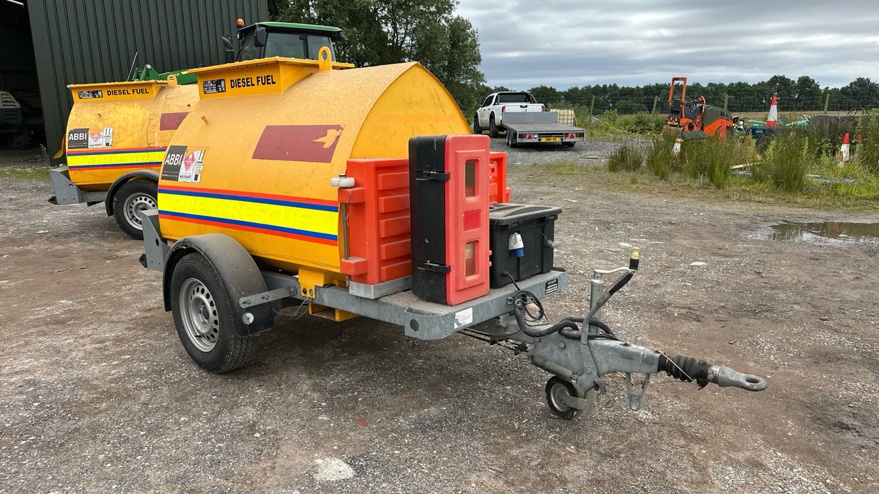WESTERN FUEL BOWSER 210A - Građevinska oprema: slika 2 WESTERN FUEL BOWSER 210A - Građevinska oprema: slika 2