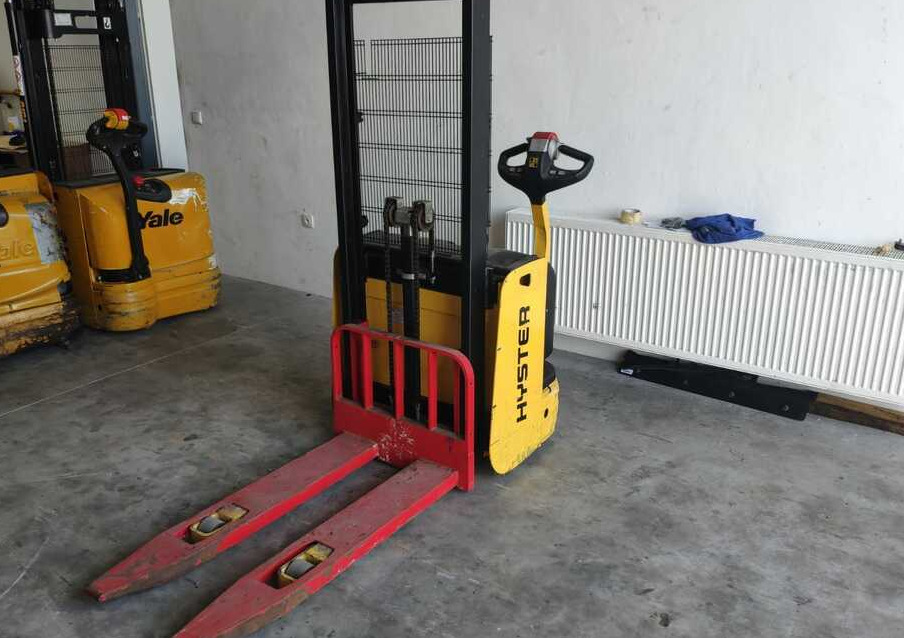 Hyster S1.0E - Slagač: slika 1 Hyster S1.0E - Slagač: slika 1