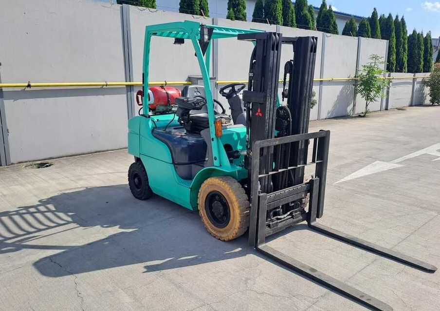 Mitsubishi FG25N - Gasni viljuškar: slika 2 Mitsubishi FG25N - Gasni viljuškar: slika 2