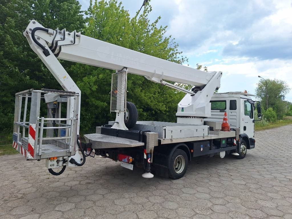 MAN podnośnik koszowy Wumag WT 300 - Teleskopska platforma: slika 5 MAN podnośnik koszowy Wumag WT 300 - Teleskopska platforma: slika 5