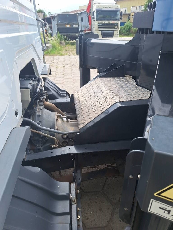 Mercedes-Benz Wumag WT 300  Mercedes-Benz Wumag WT 300: slika 9