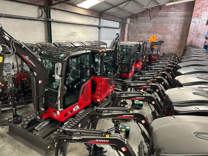 Mini bager novi Rhino Rhinoceros XN18: slika 12