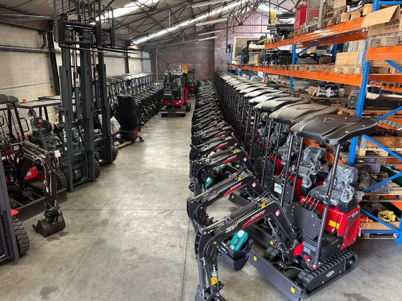 Mini bager novi Rhino Rhinoceros XN18: slika 13