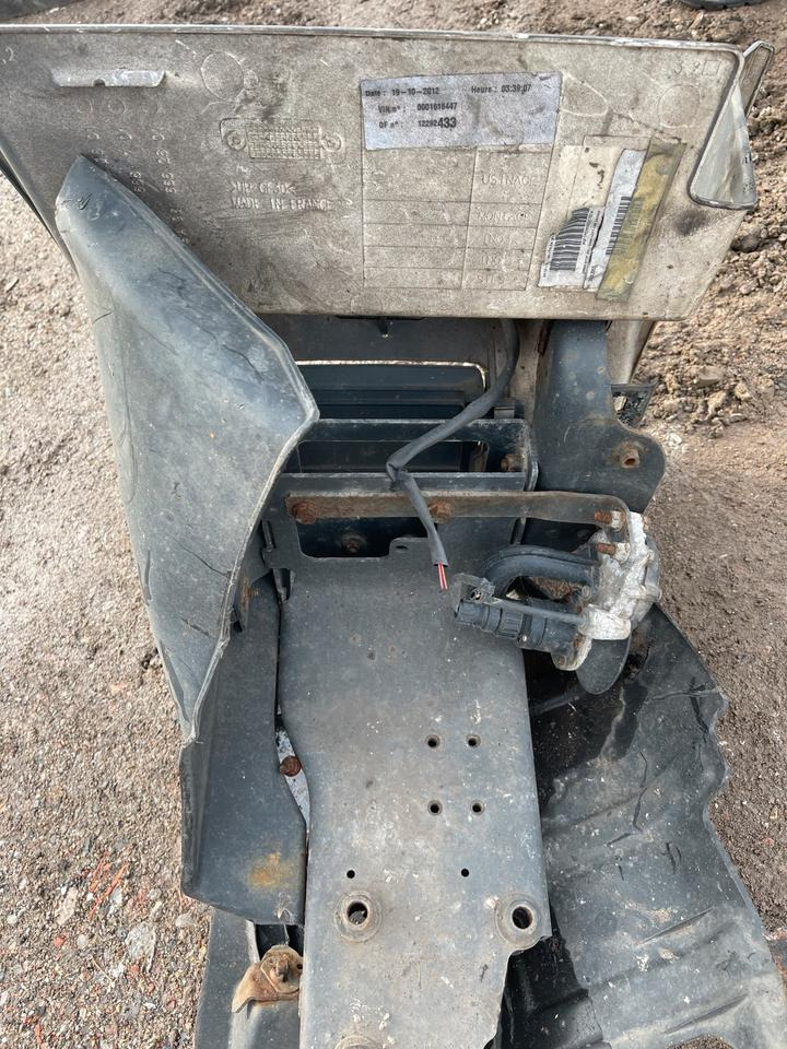 ACTROS MP4 Einstieg Unten Links A9616661601 - Prag za Kamion: slika 2 ACTROS MP4 Einstieg Unten Links A9616661601 - Prag za Kamion: slika 2