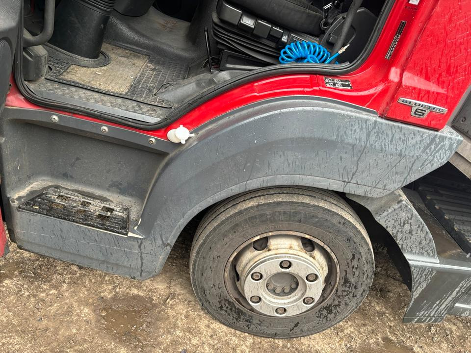 Atego 4 EU6 Einstiegskasten, Einstieg Links, Fahrerseite - Prag za Kamion: slika 2 Atego 4 EU6 Einstiegskasten, Einstieg Links, Fahrerseite - Prag za Kamion: slika 2