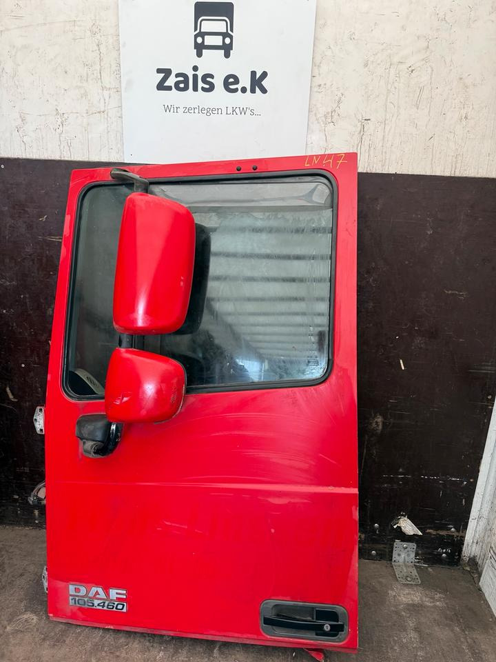 DAF XF 105,460 Fahrertür Rot Spiegel Innenverkleidung LN 47 - Vrata i delovi za Kamion: slika 1 DAF XF 105,460 Fahrertür Rot Spiegel Innenverkleidung LN 47 - Vrata i delovi za Kamion: slika 1