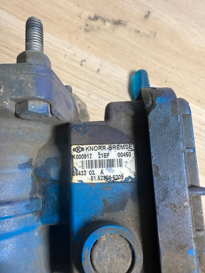 MAN KNORR-BREMSE EBS Ventil K000917 81.52301.6209 - Ventil za Kamion: slika 5 MAN KNORR-BREMSE EBS Ventil K000917 81.52301.6209 - Ventil za Kamion: slika 5