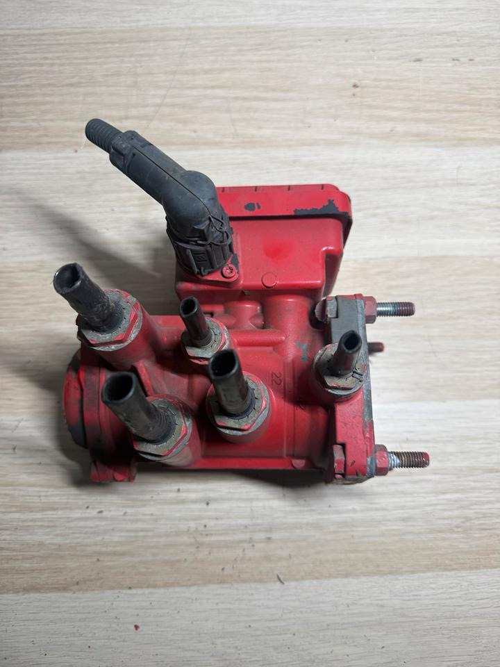 MAN KNORR-BREMSE EBS Ventil K020623 81.52301-6213 - Ventil za Kamion: slika 3 MAN KNORR-BREMSE EBS Ventil K020623 81.52301-6213 - Ventil za Kamion: slika 3