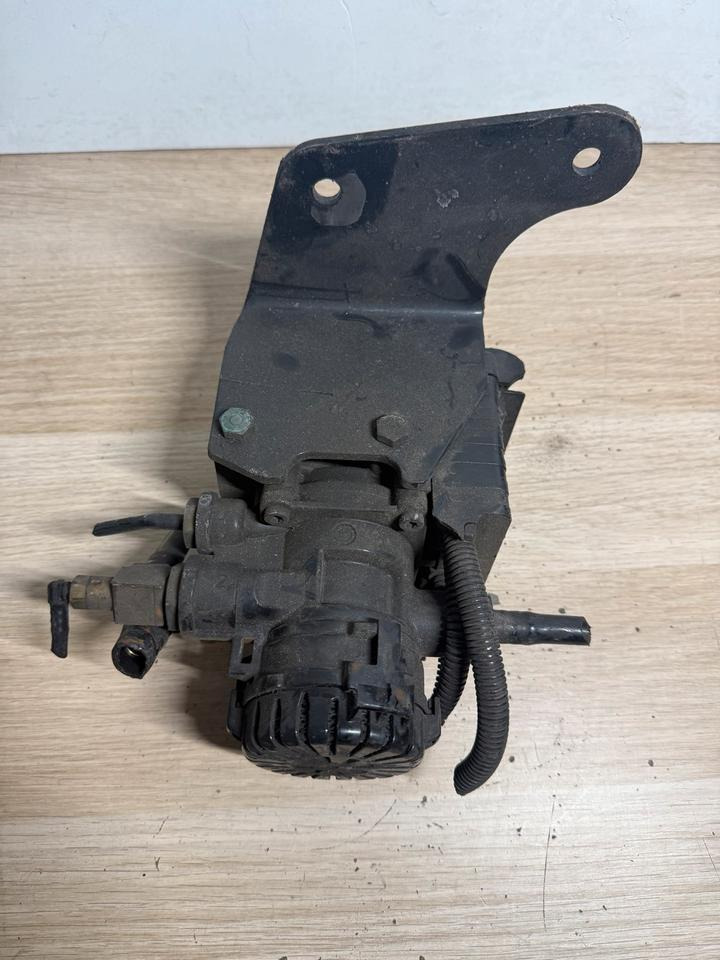 MAN KNORR-BREMSE EBS Ventil K050211 81.52106-6067 - Ventil za Kamion: slika 2 MAN KNORR-BREMSE EBS Ventil K050211 81.52106-6067 - Ventil za Kamion: slika 2