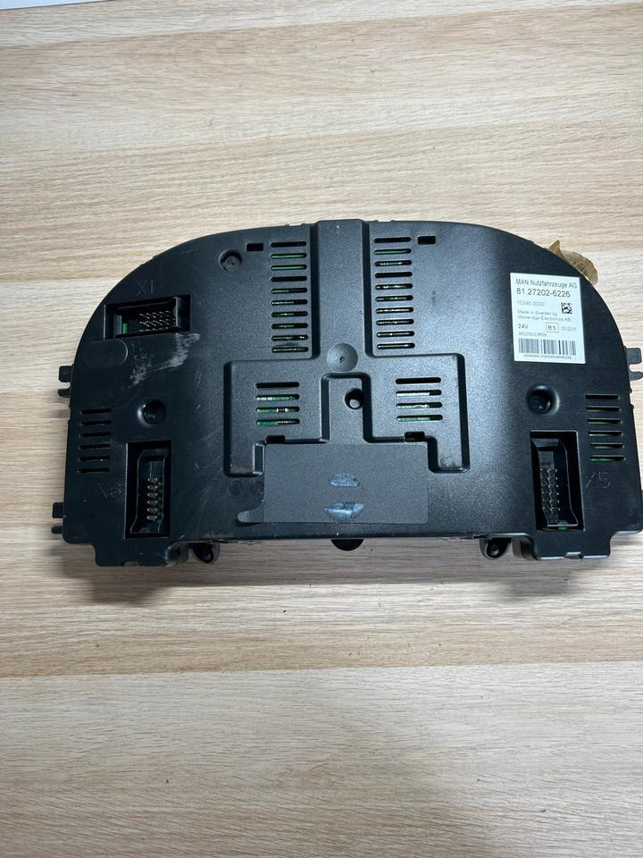 MAN Kombiinstrument Tacho 81.27202-6226 - Komandna tabla za Kamion: slika 3 MAN Kombiinstrument Tacho 81.27202-6226 - Komandna tabla za Kamion: slika 3