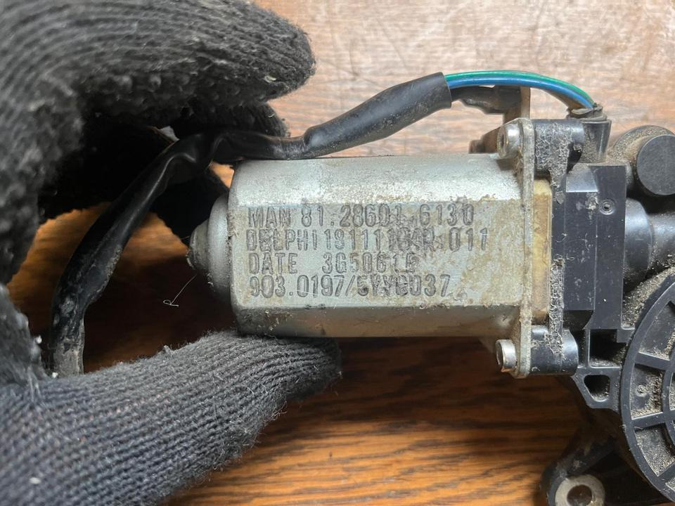 MAN Scheibenwischermotor 81286016130 - Brisač za Kamion: slika 2 MAN Scheibenwischermotor 81286016130 - Brisač za Kamion: slika 2