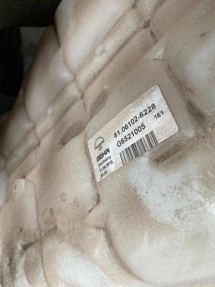 MAN TGL Ausgleichsbehälter Kühlmittel 81061026228 81061026233 - Ekspanziona posuda za Kamion: slika 3 MAN TGL Ausgleichsbehälter Kühlmittel 81061026228 81061026233 - Ekspanziona posuda za Kamion: slika 3