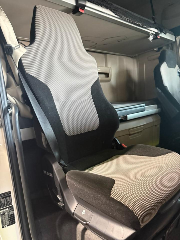MAN TGX EU6 Beifahrersitz mit Luft - Sedište za Kamion: slika 1 MAN TGX EU6 Beifahrersitz mit Luft - Sedište za Kamion: slika 1