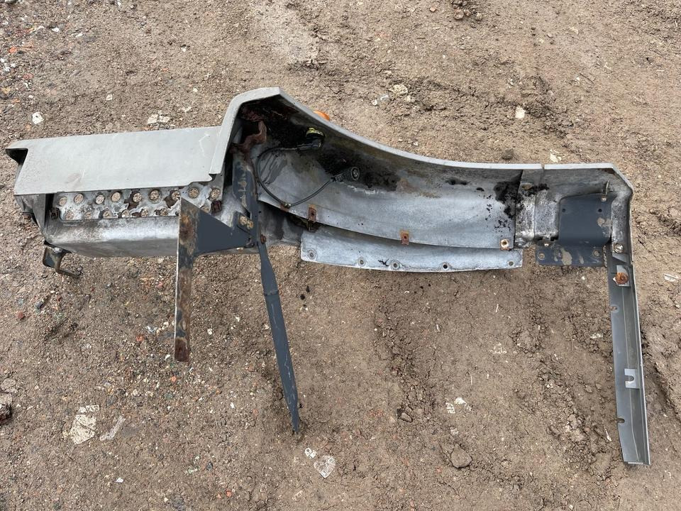 Mercedes AXOR Einstieg Links Kotflügel - Prag za Kamion: slika 3 Mercedes AXOR Einstieg Links Kotflügel - Prag za Kamion: slika 3